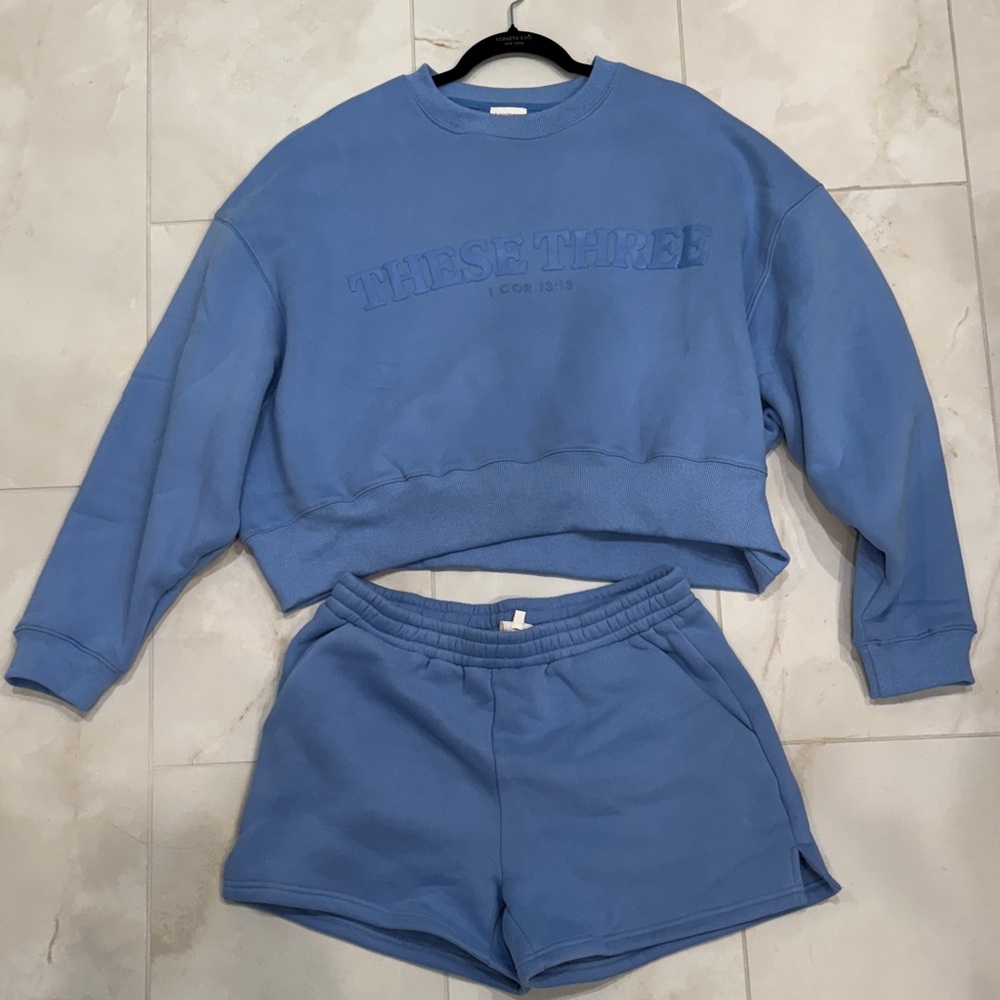 Women's Blue Crew Neck Sweater